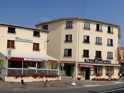 קונפלואנס Hotel De La Mere Michelet מראה חיצוני תמונה